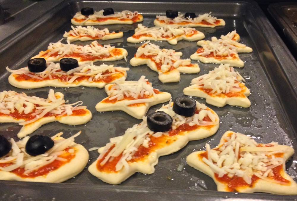 Cookie Cutter Christmas Pizzas