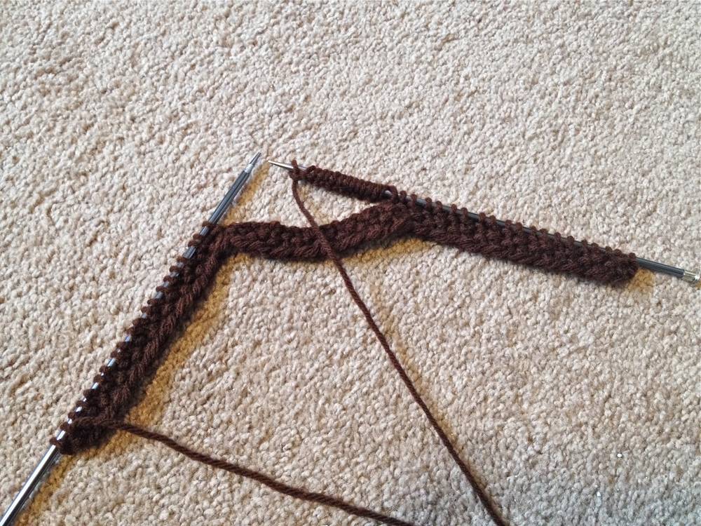 Turn Knitting to Right Side After Cast On of 15 Stitches