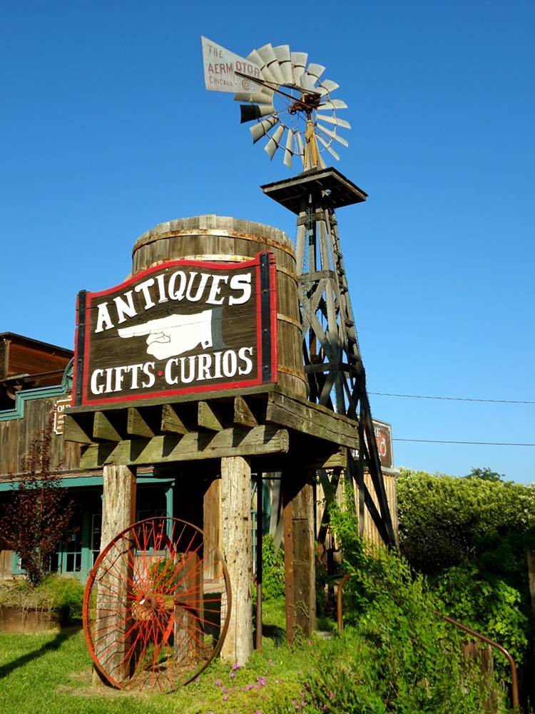 Antiques Windmill in Old Town Temecula
